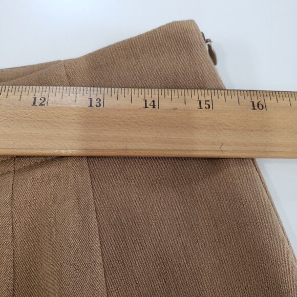 Liz Claiborne Lizsport Michaela Woman's Stain Resistant Pants, Size 10 - Picture 8 of 12